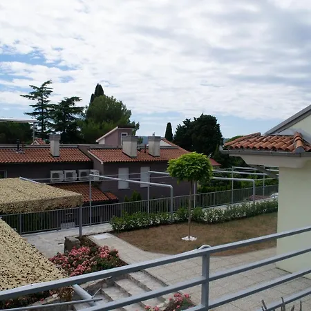 Pocitniski Dom / Portorose