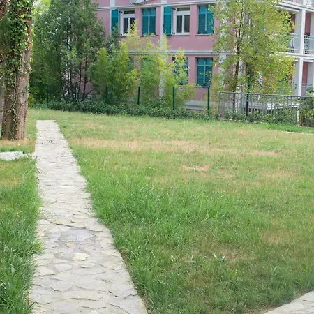 Pocitniski Dom / Oda ve Kahvaltı 4*