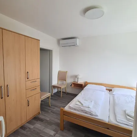 Pocitniski Dom / Portorož