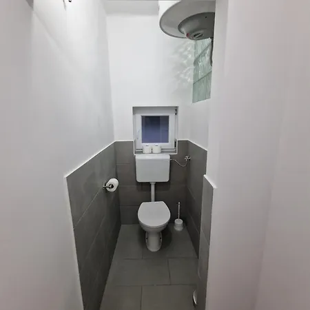 Pocitniski Dom / Couette-café 4*