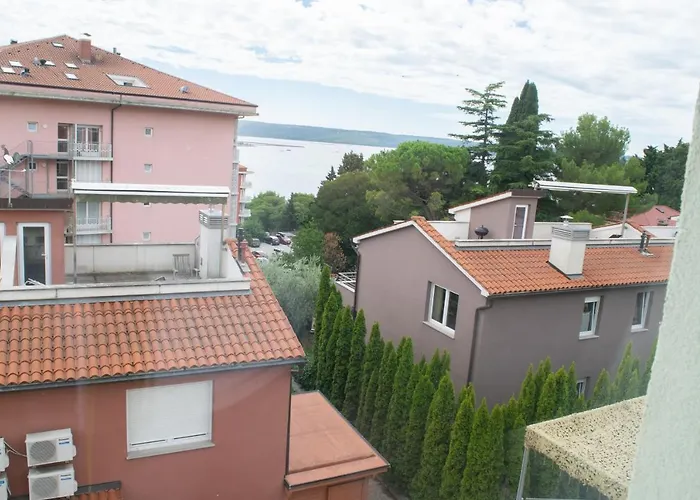 Pocitniski Dom / Bed & Breakfast 4*