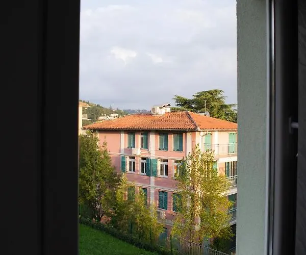 Pocitniski Dom / Oda ve Kahvaltı 4*