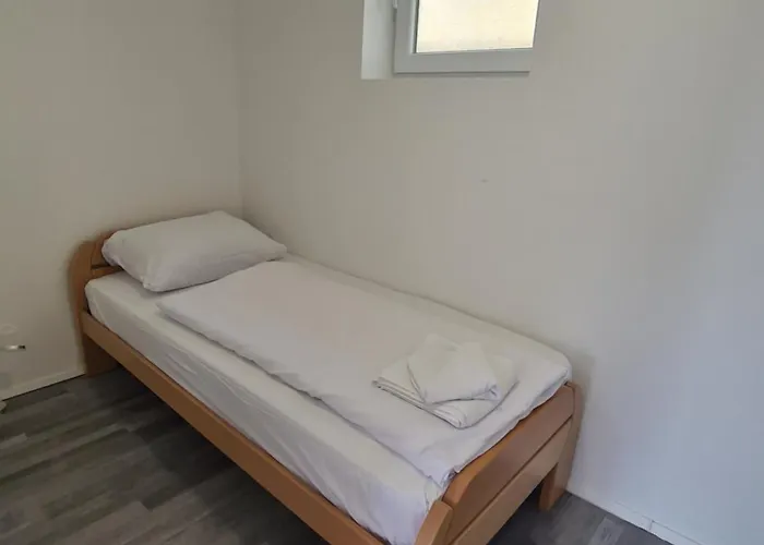 Oda ve Kahvaltı Pocitniski Dom /