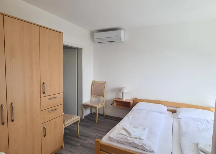 Pocitniski Dom / Portorož