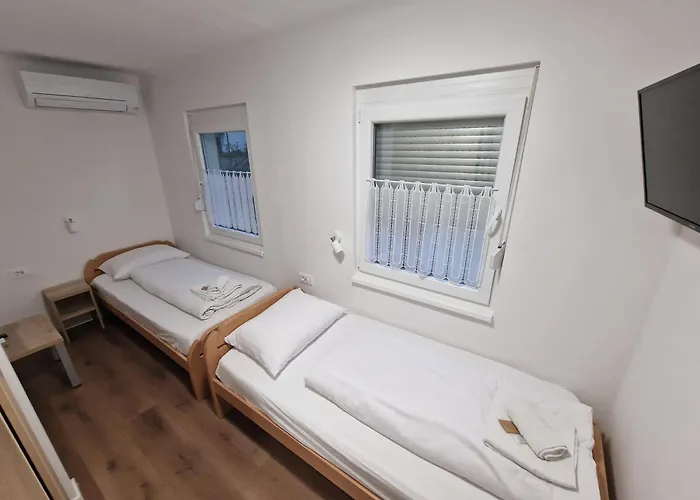 Pocitniski Dom / 4* Portorož