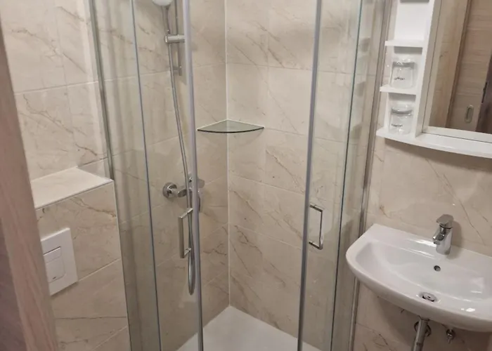 Bed and breakfast Pocitniski Dom /