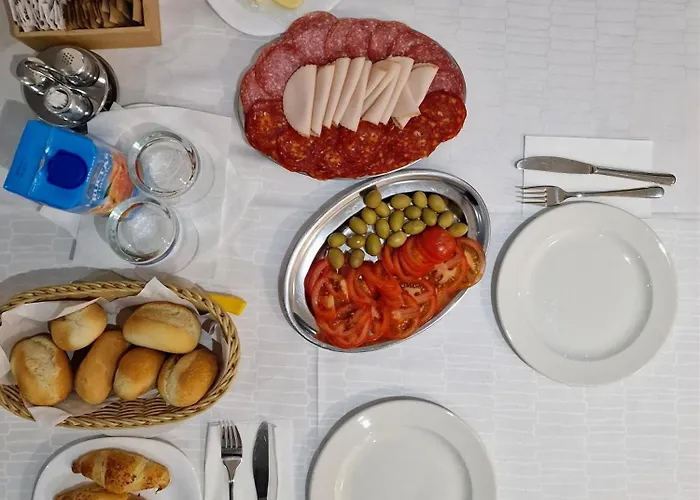 Bed and breakfast Pocitniski Dom /